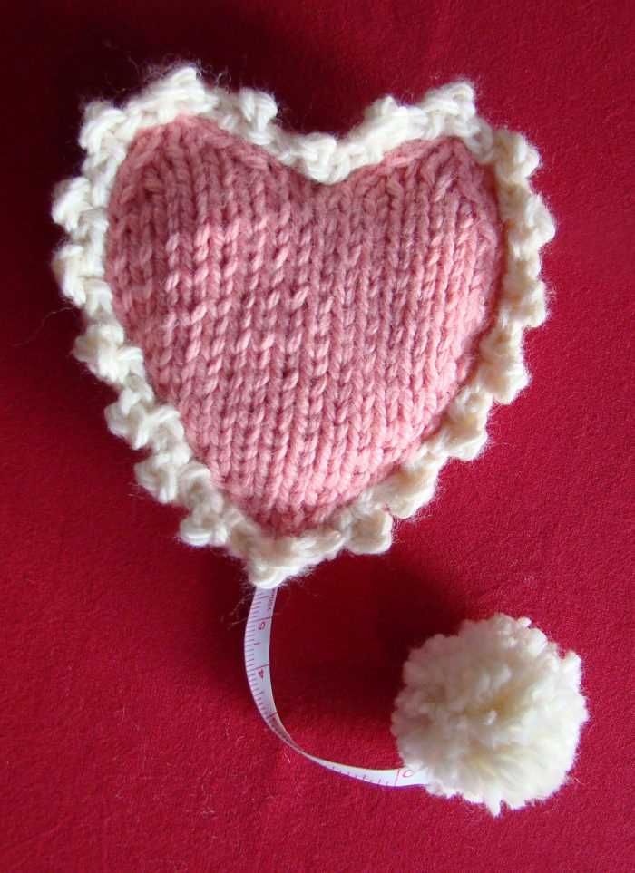 Easy knitted heart pattern