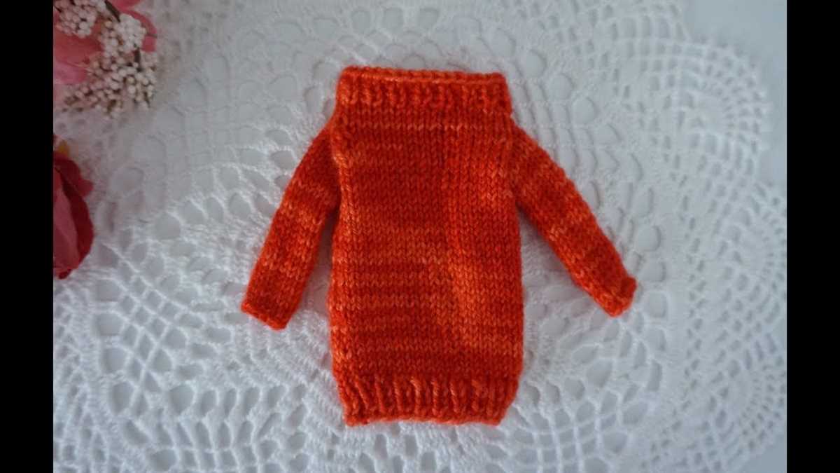 Knitted doll sweater pattern free