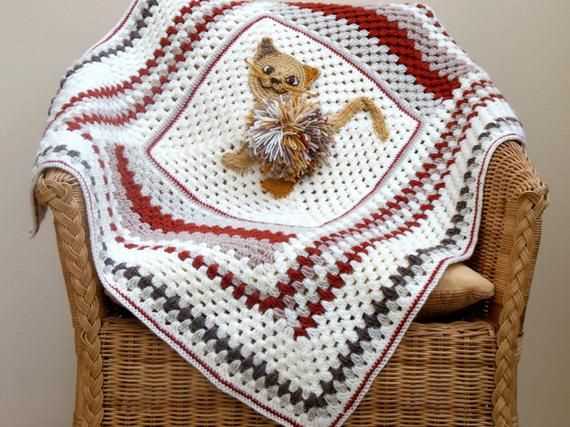 Free knitted cat blanket pattern