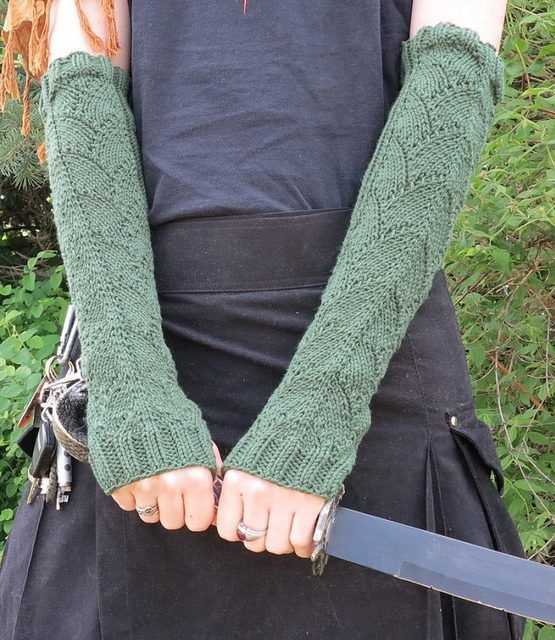Dragon scale gloves knitting pattern free