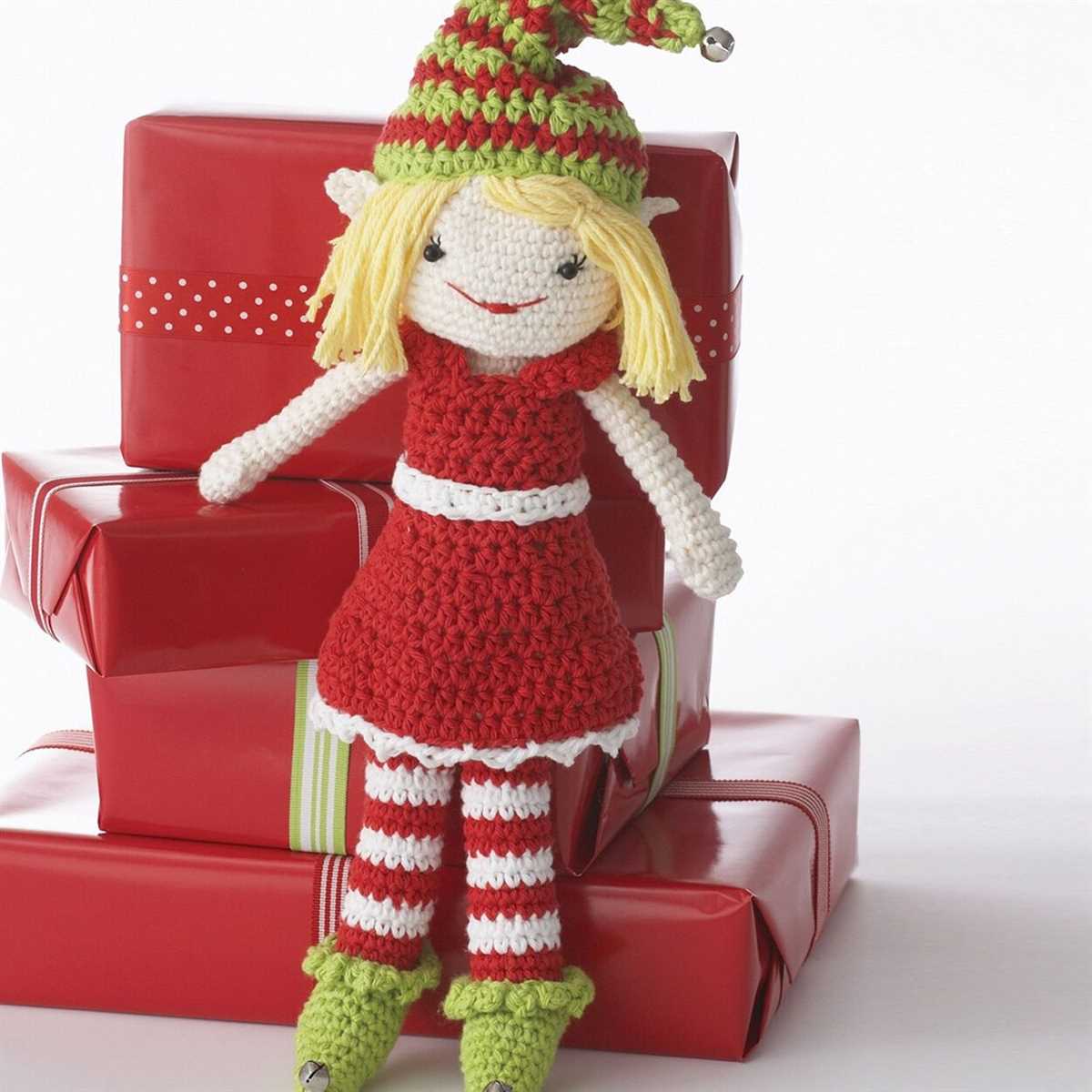 Knitted christmas elf pattern free