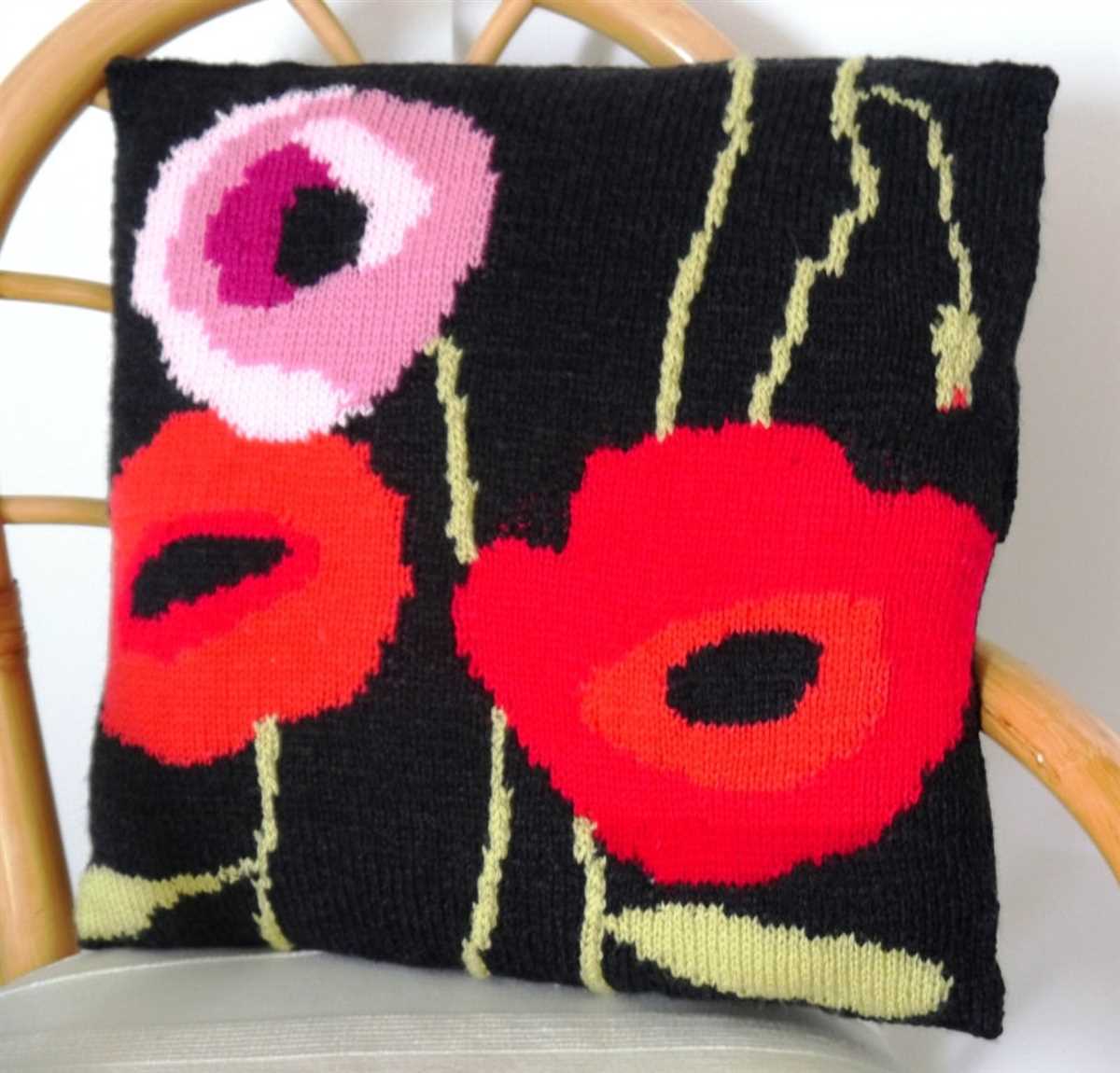 Knitting pattern for poppy
