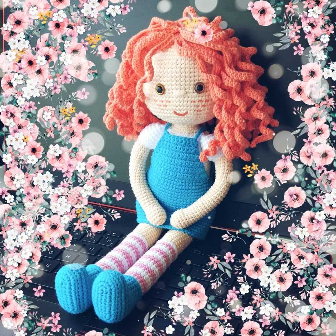 Small knitted doll free pattern