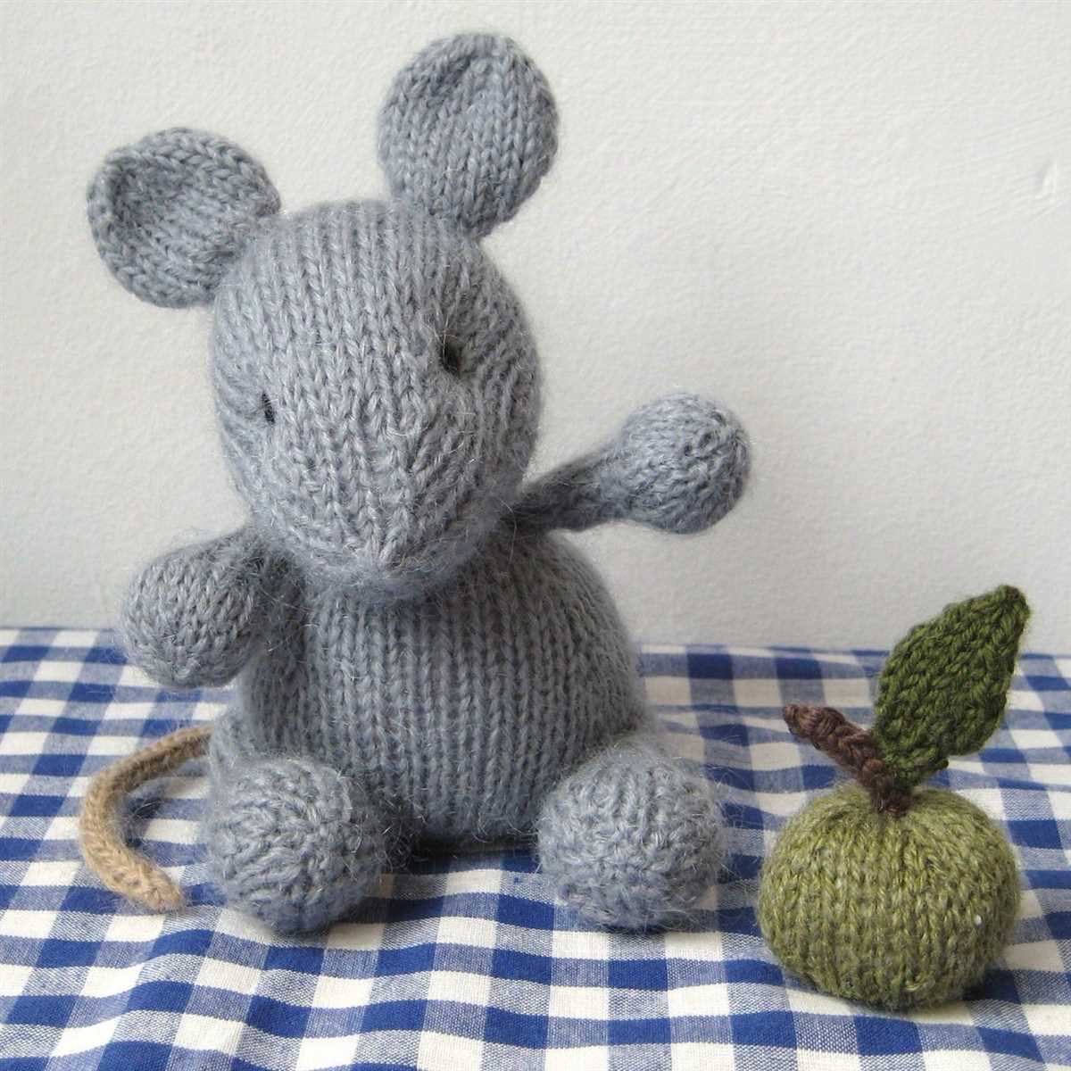 Knitting pattern for a mouse