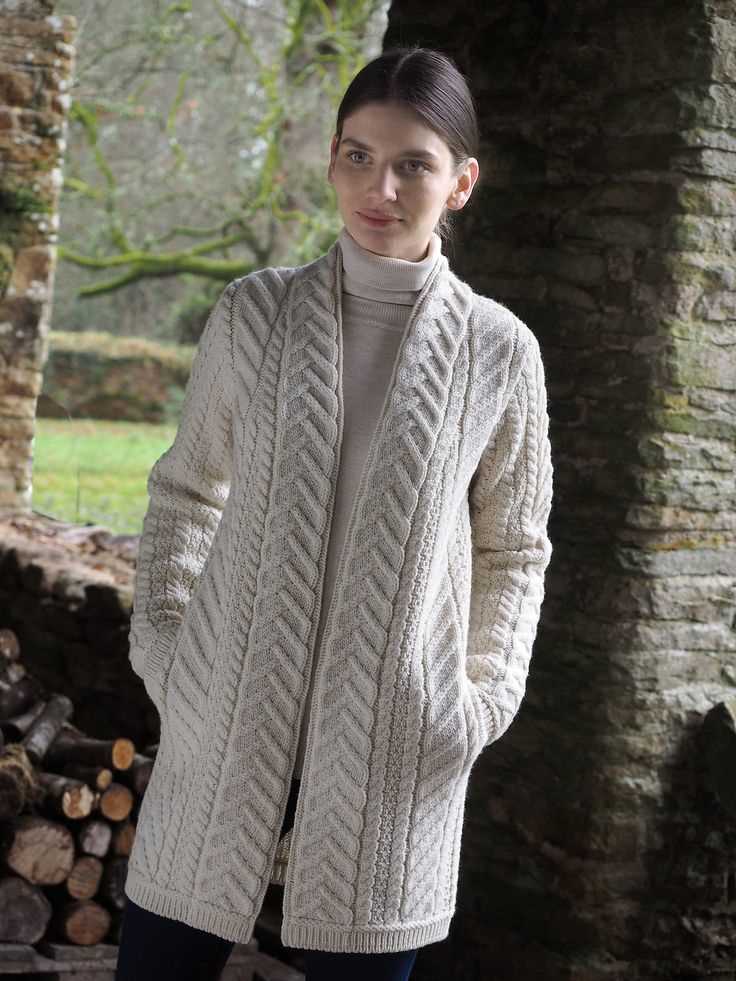 Creating Stylish and Cozy Ladies' Aran Sweaters with These Knitting Patterns Ladies aran sweater knitting patterns