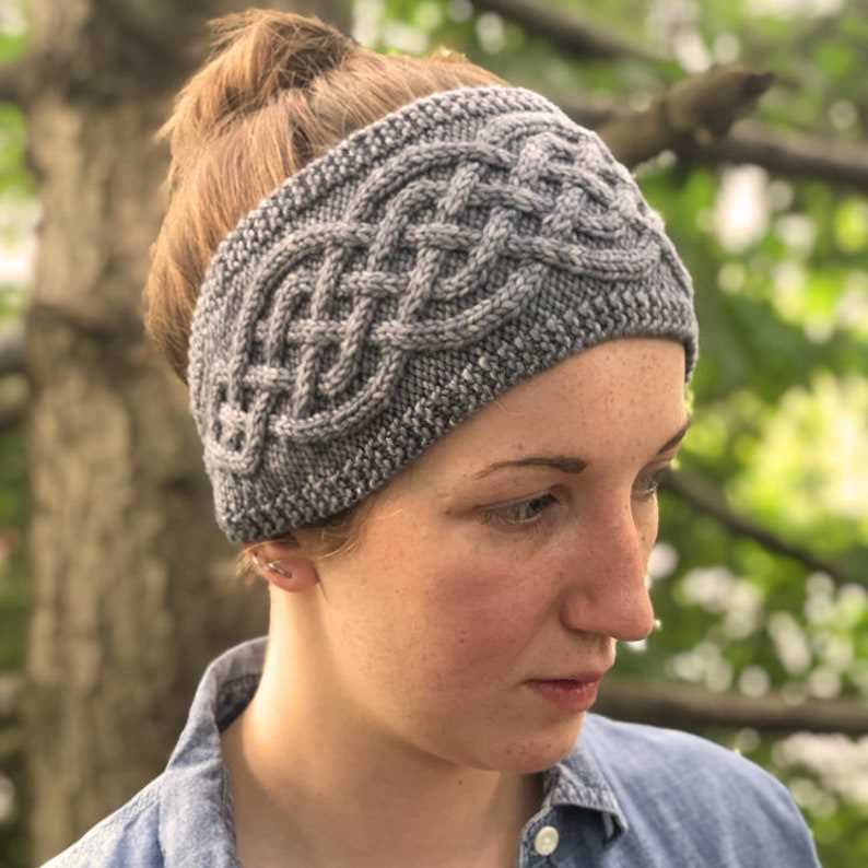 Free cable headband knitting pattern