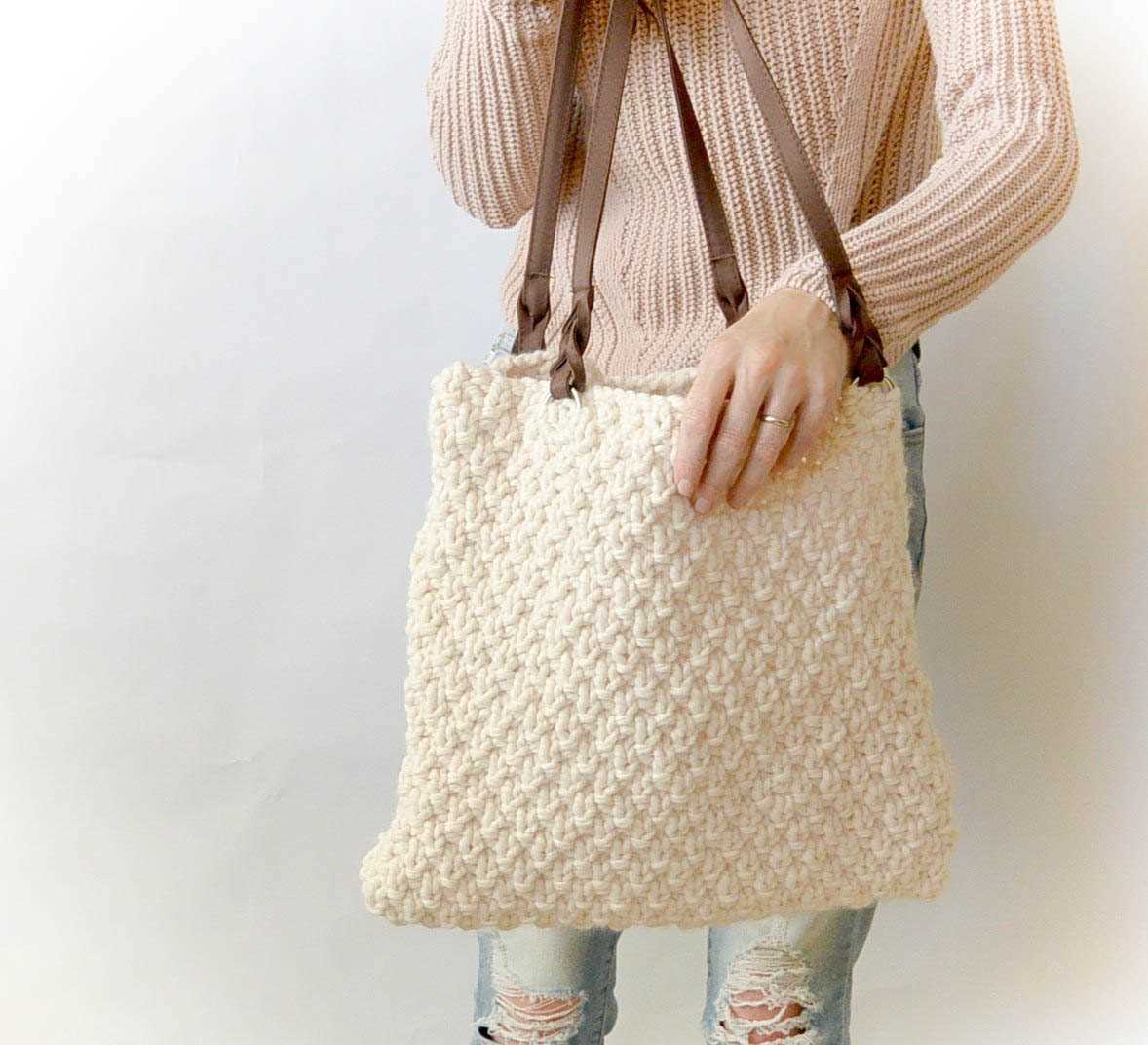 Simple knitted tote bag pattern