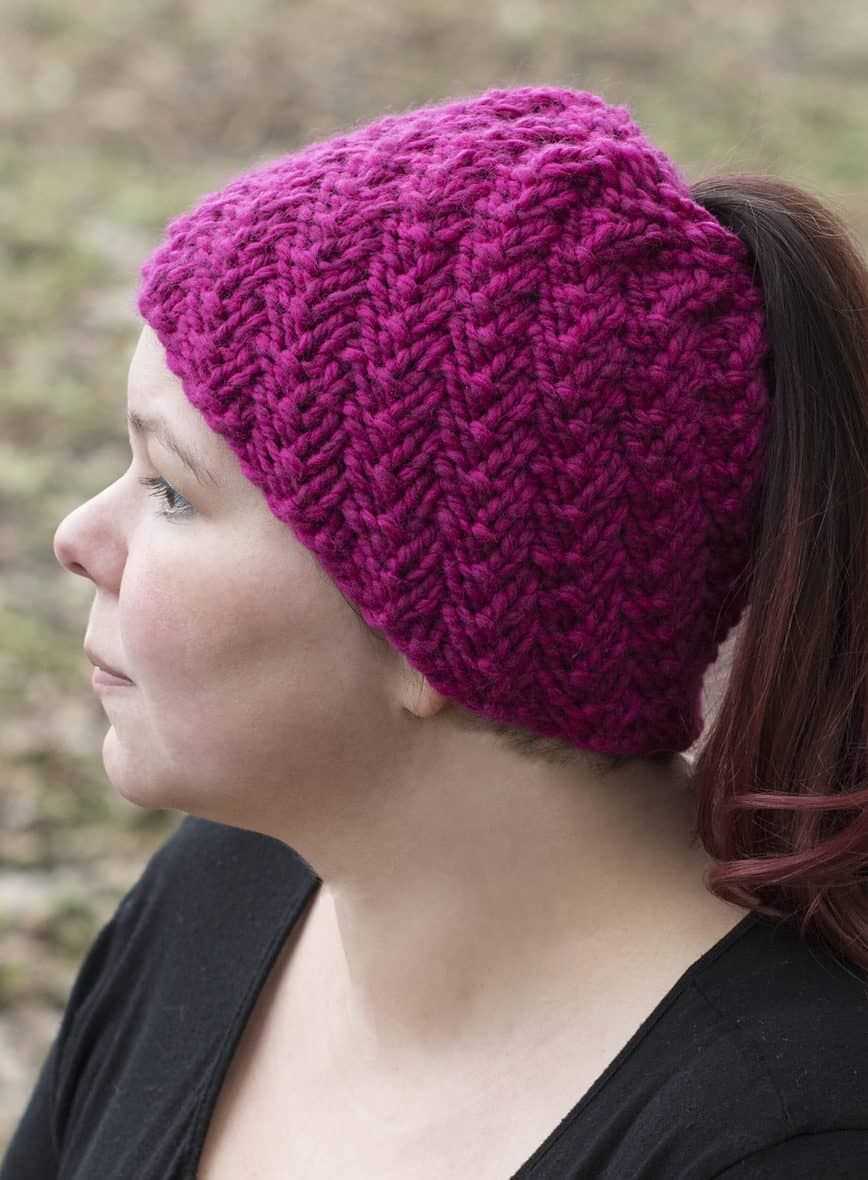 Ponytail hat knitting pattern