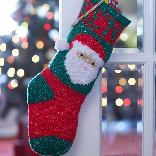 Christmas stocking free knitting pattern