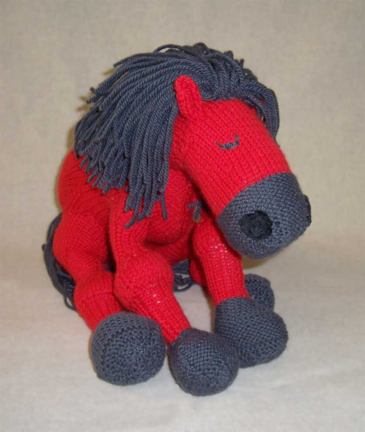 Free toy horse knitting pattern