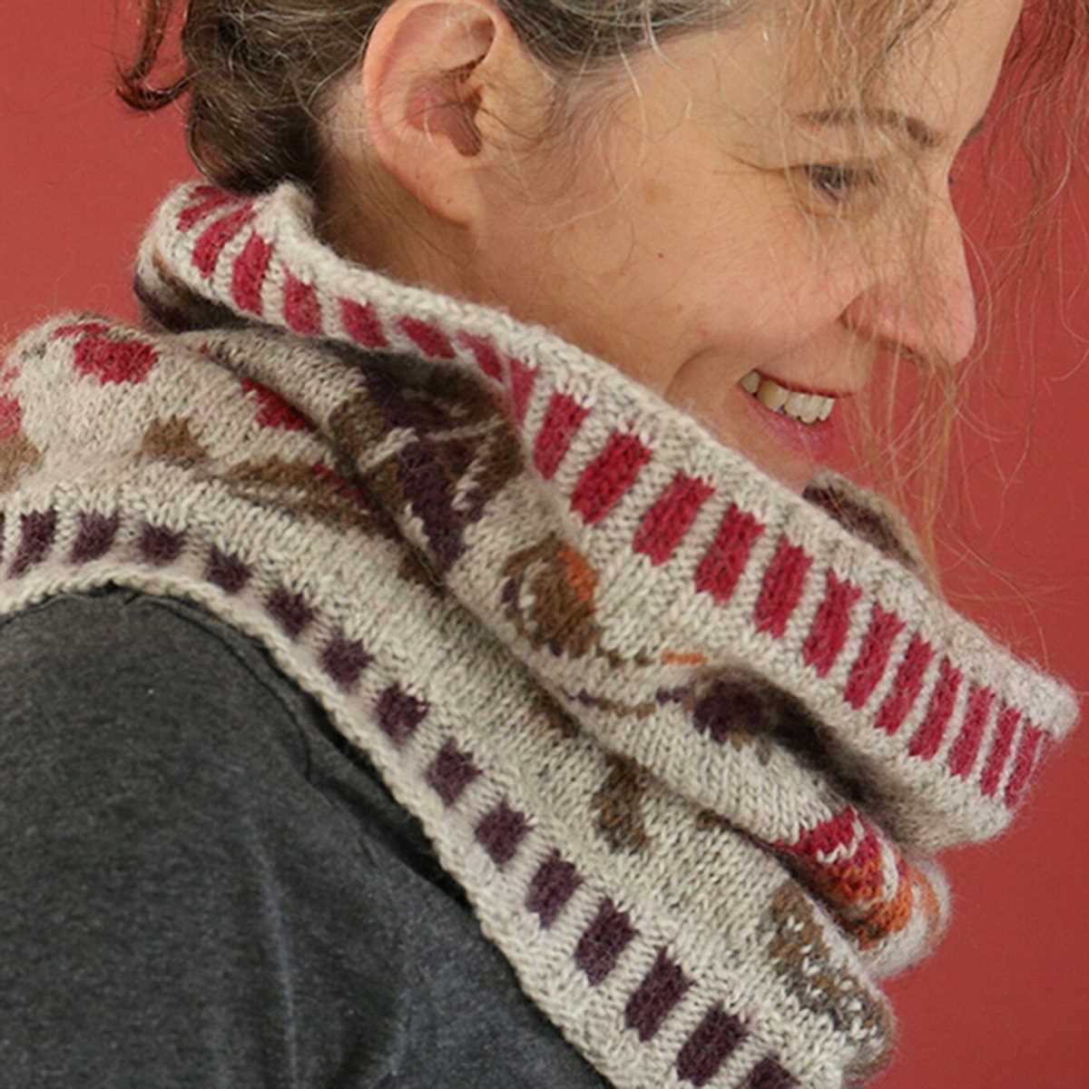 Falling leaves scarf knitting pattern