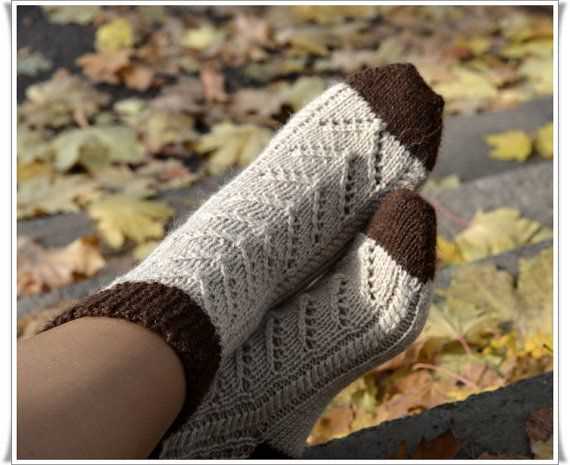 Alpaca socks knitting pattern