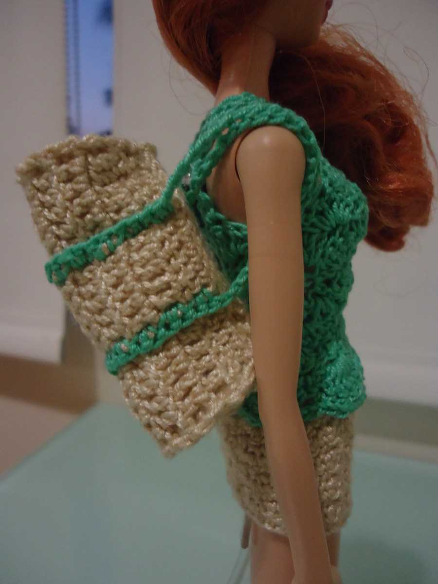 Barbie sleeping bag knitting pattern