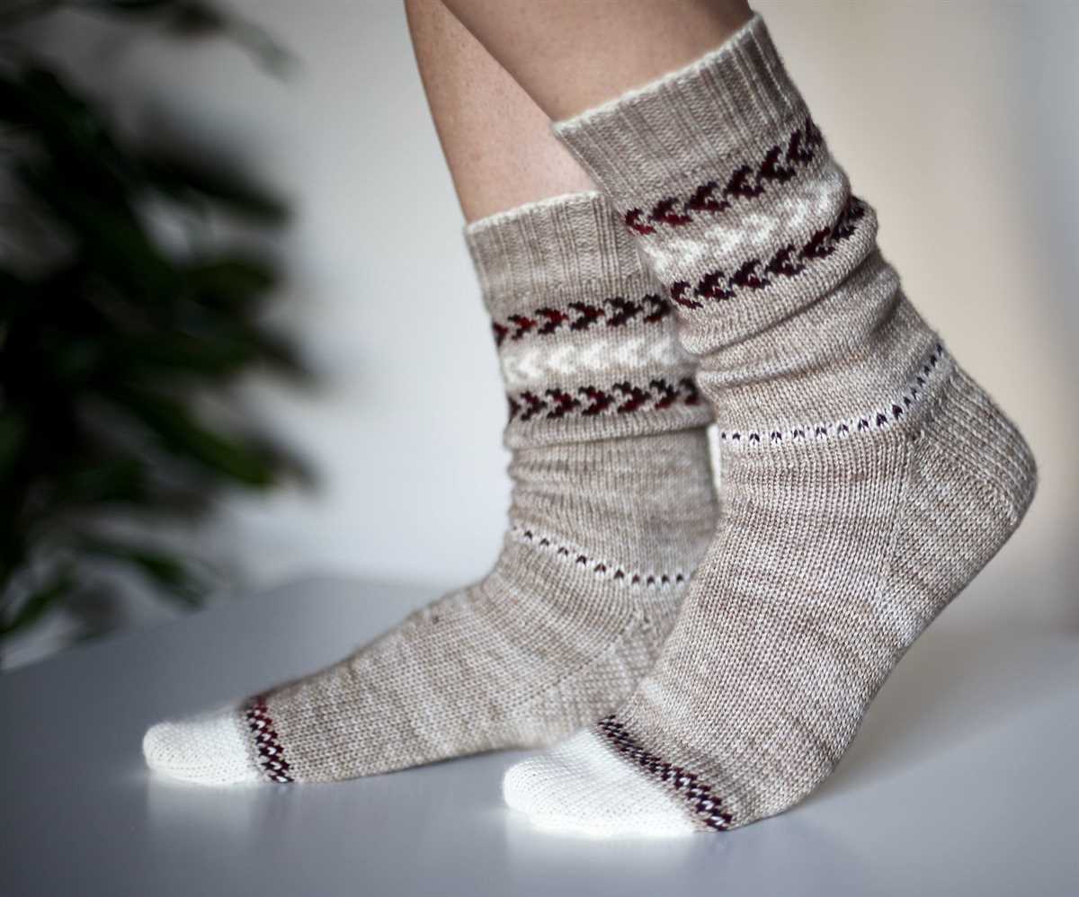 A Easy-to-Follow Sock Knitting Pattern for Beginners Basic knitting pattern for socks