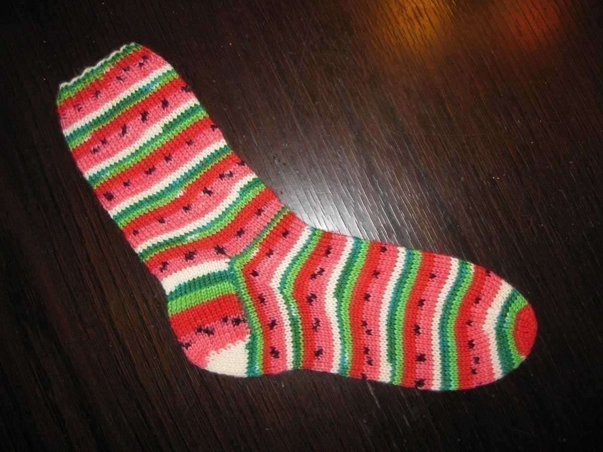 A Simple Guide to Knitting a Classic Sock Pattern Basic sock pattern for knitting