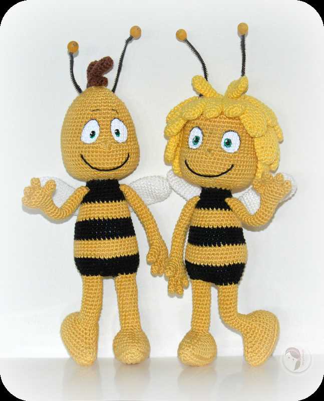 Bee knitting pattern