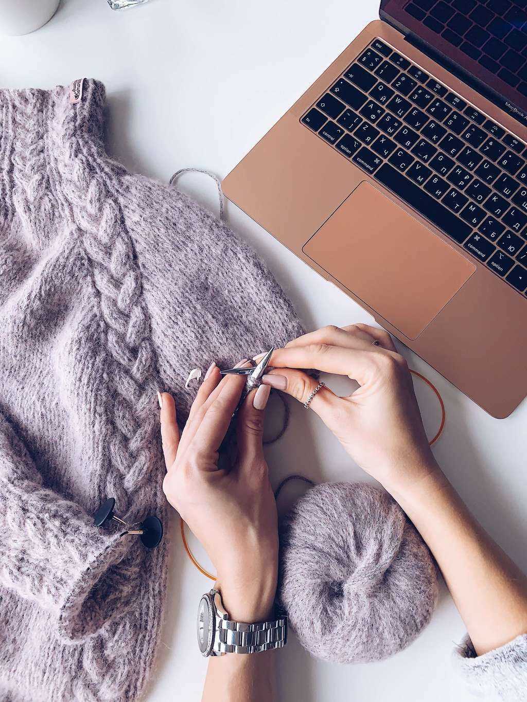 Beginner knitted sweater pattern