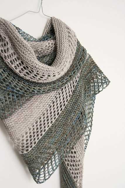 Beginner lace scarf knitting pattern