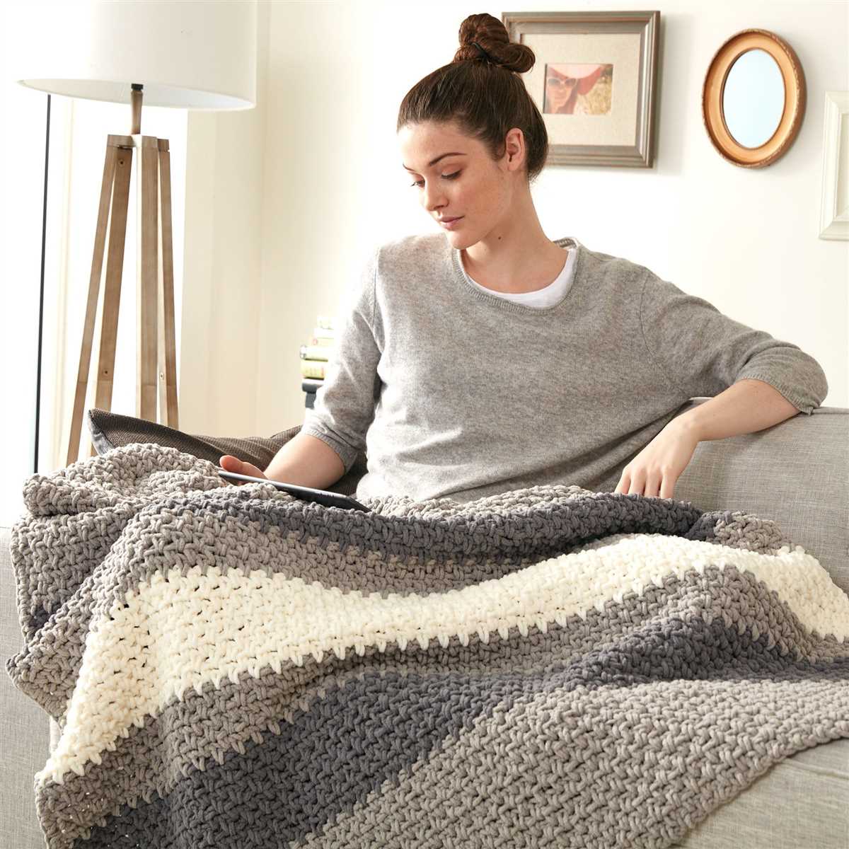Bernat blanket yarn patterns for beginners knit