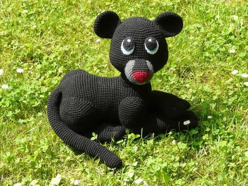 Black panther knitting pattern
