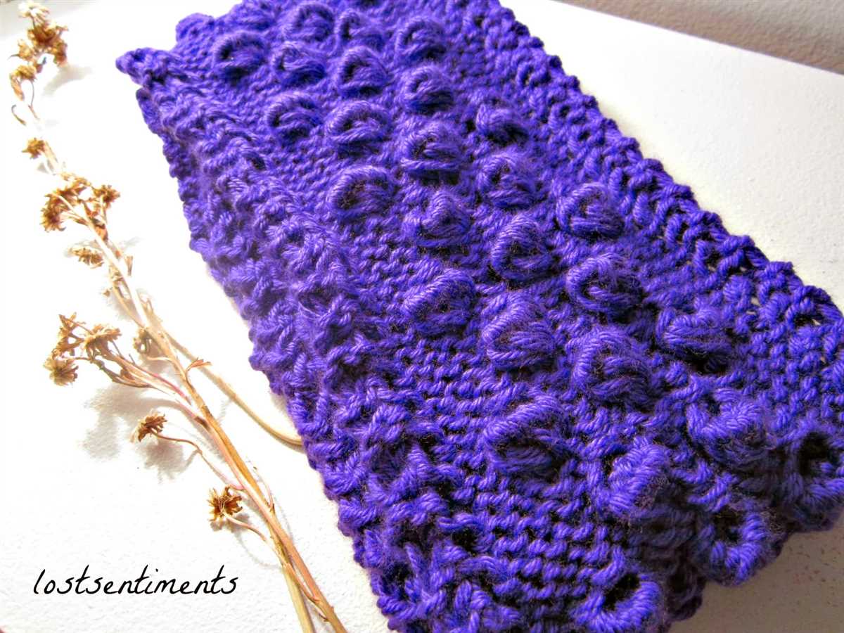 Bobble knit scarf pattern