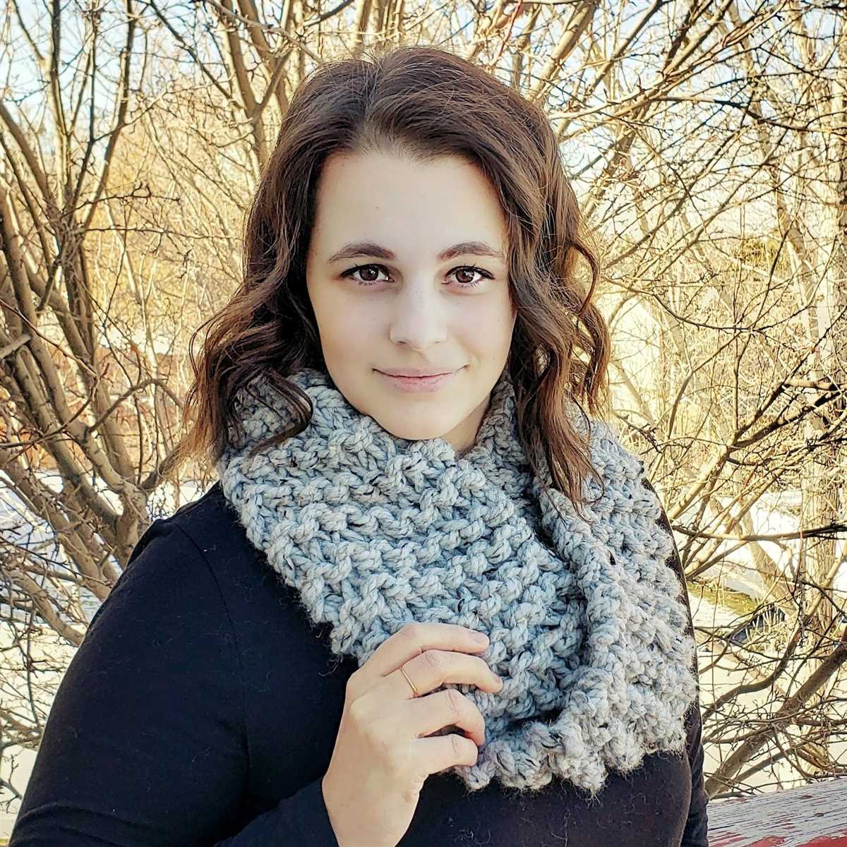 Bulky yarn infinity scarf knitting pattern