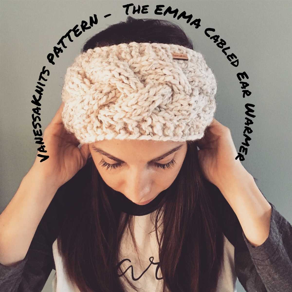 Cable ear warmer knitting pattern