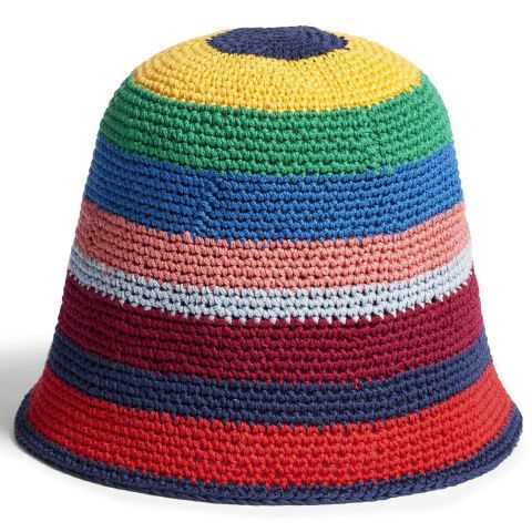 Cable knit bucket hat pattern
