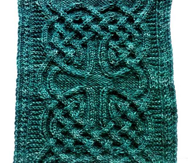 Cable knit snood pattern free