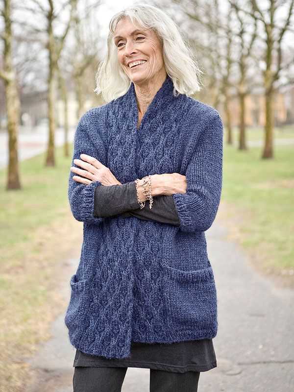 Cardigan pattern knit