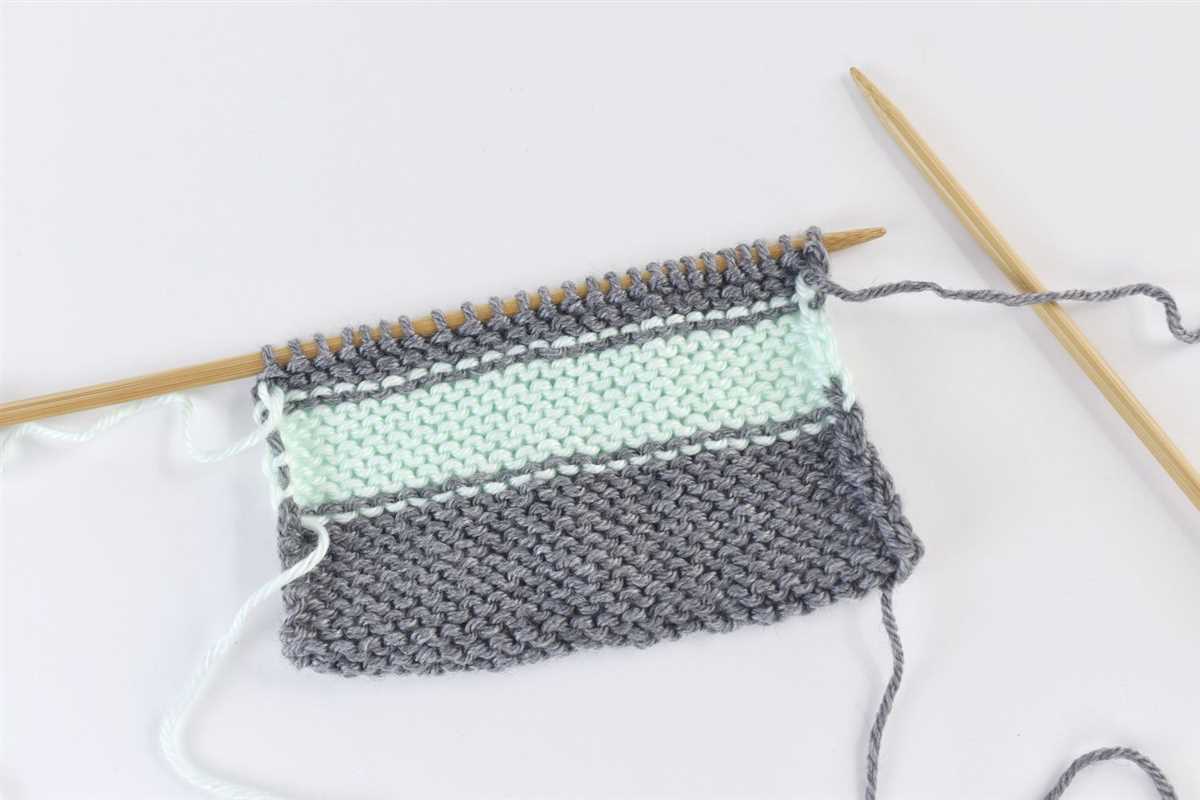 Transforming Knitting Patterns with Vibrant Color Palette Changing colors in knitting patterns