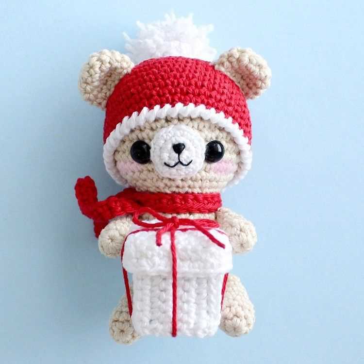 Christmas teddy bear knitting pattern