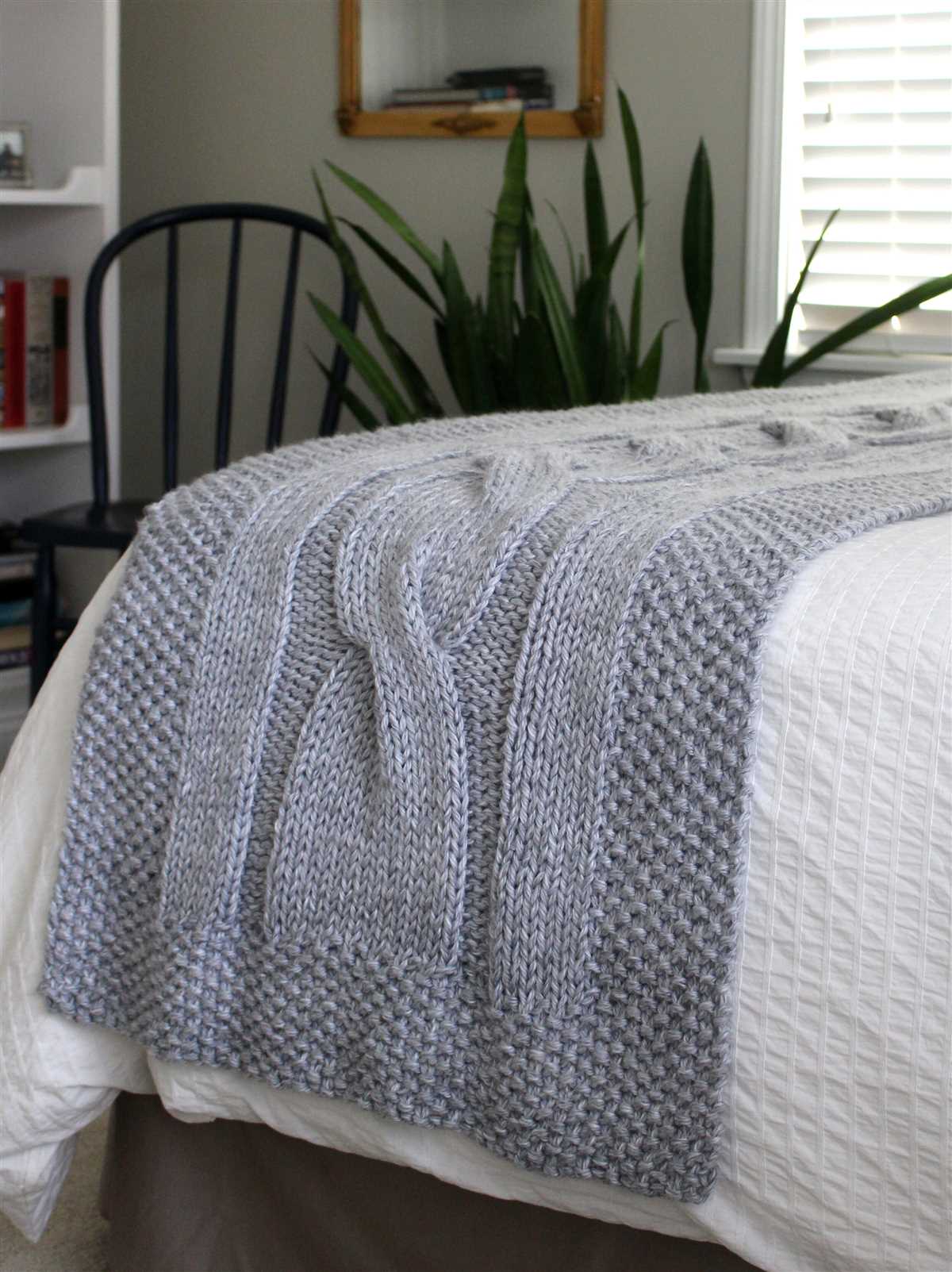 Chunky knit bed runner pattern
