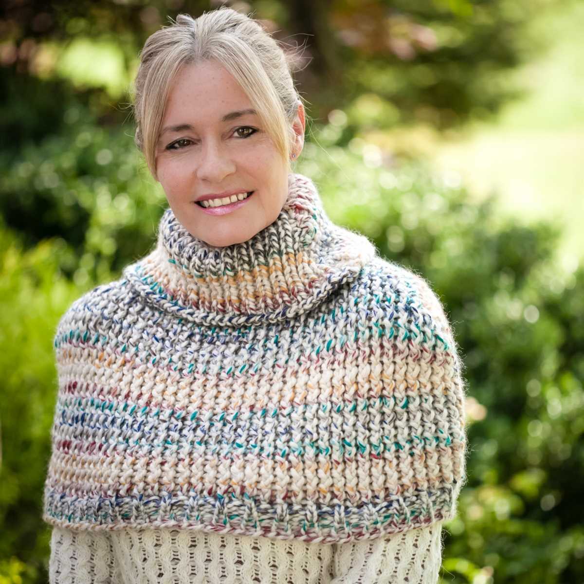 Chunky knit cape pattern