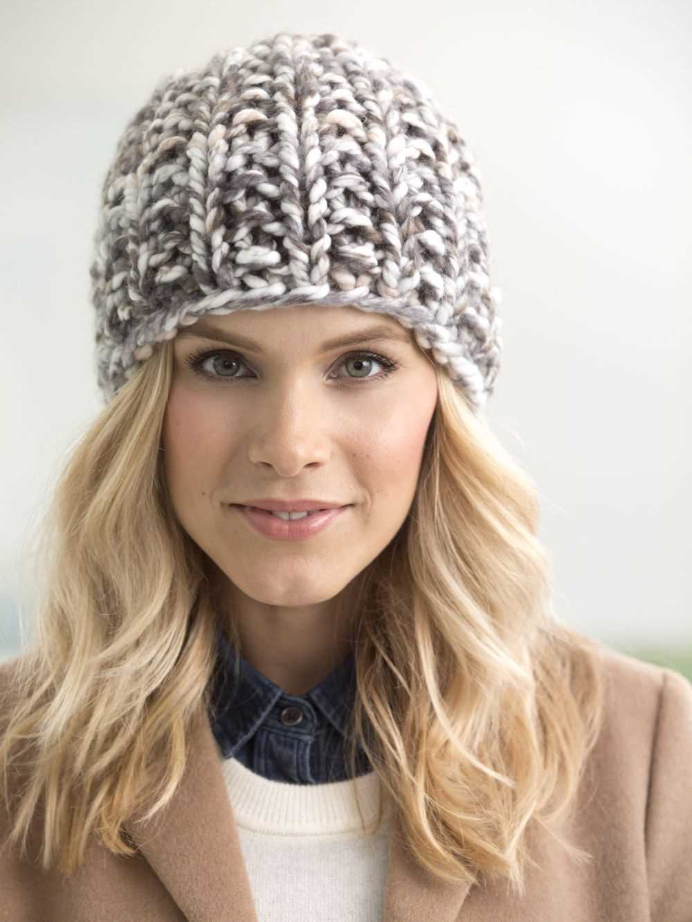 Chunky yarn knit hat pattern
