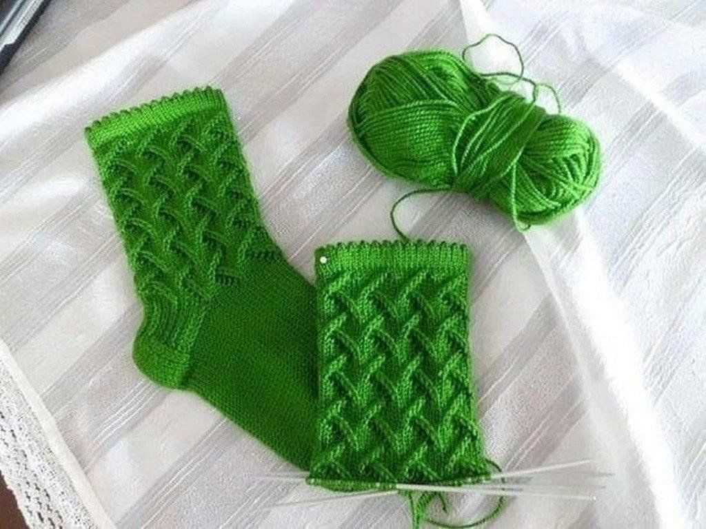 Clanger knitting pattern