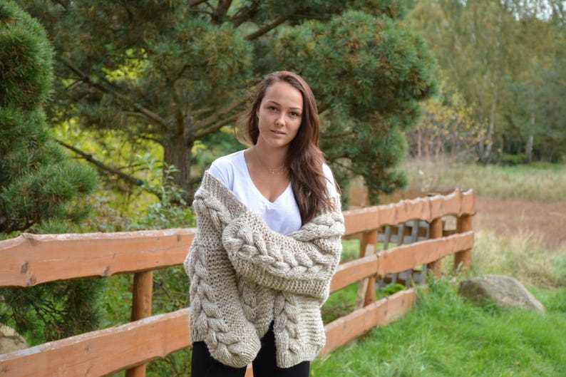 Cocoon style cardigan knitting pattern