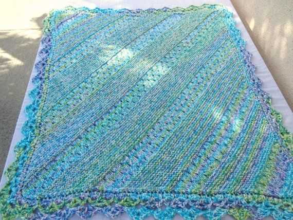 Diagonal knitted blanket pattern