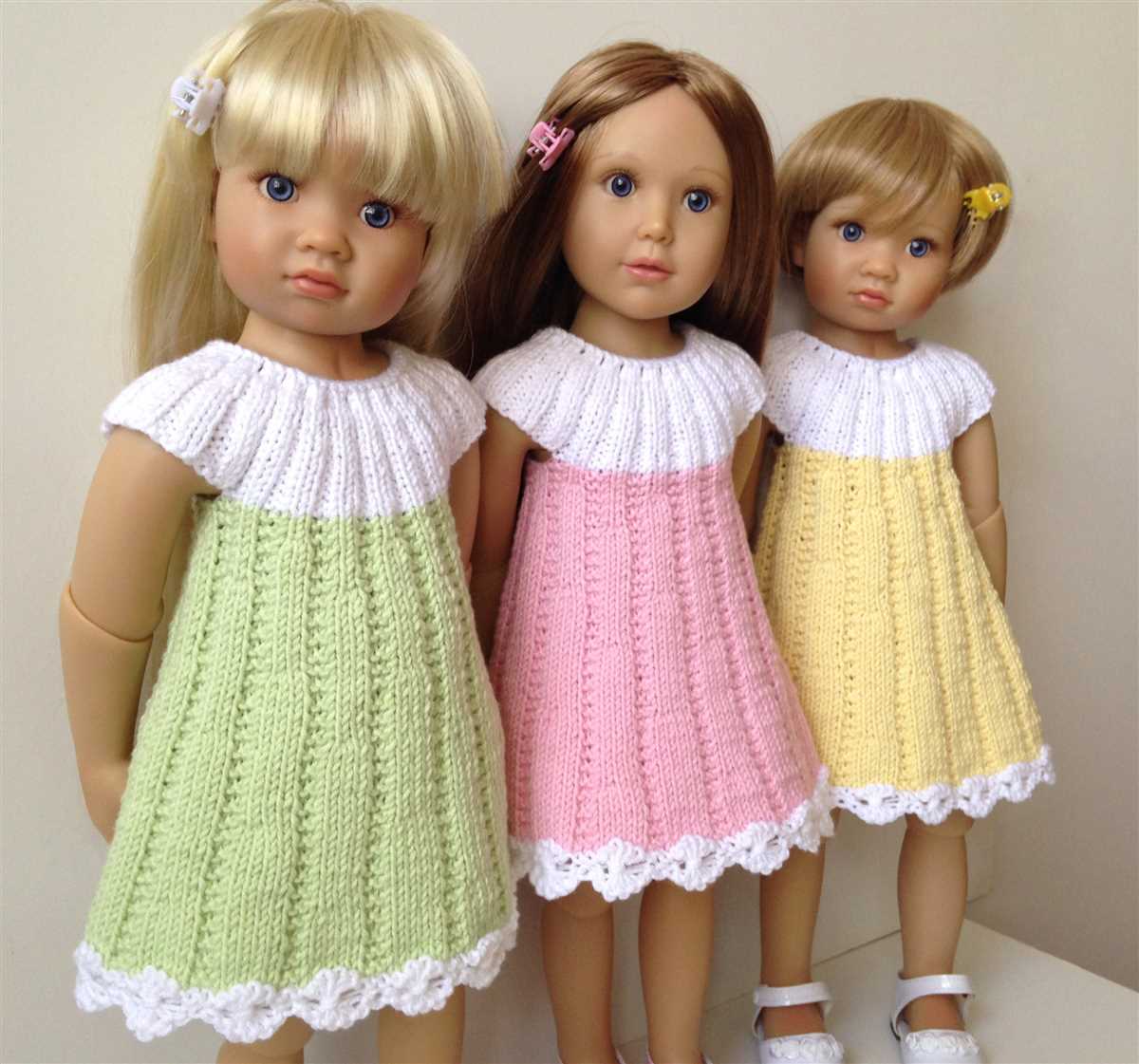 Dollhouse knitting patterns