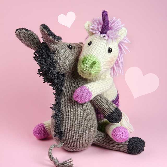 Donkey hat knitting pattern