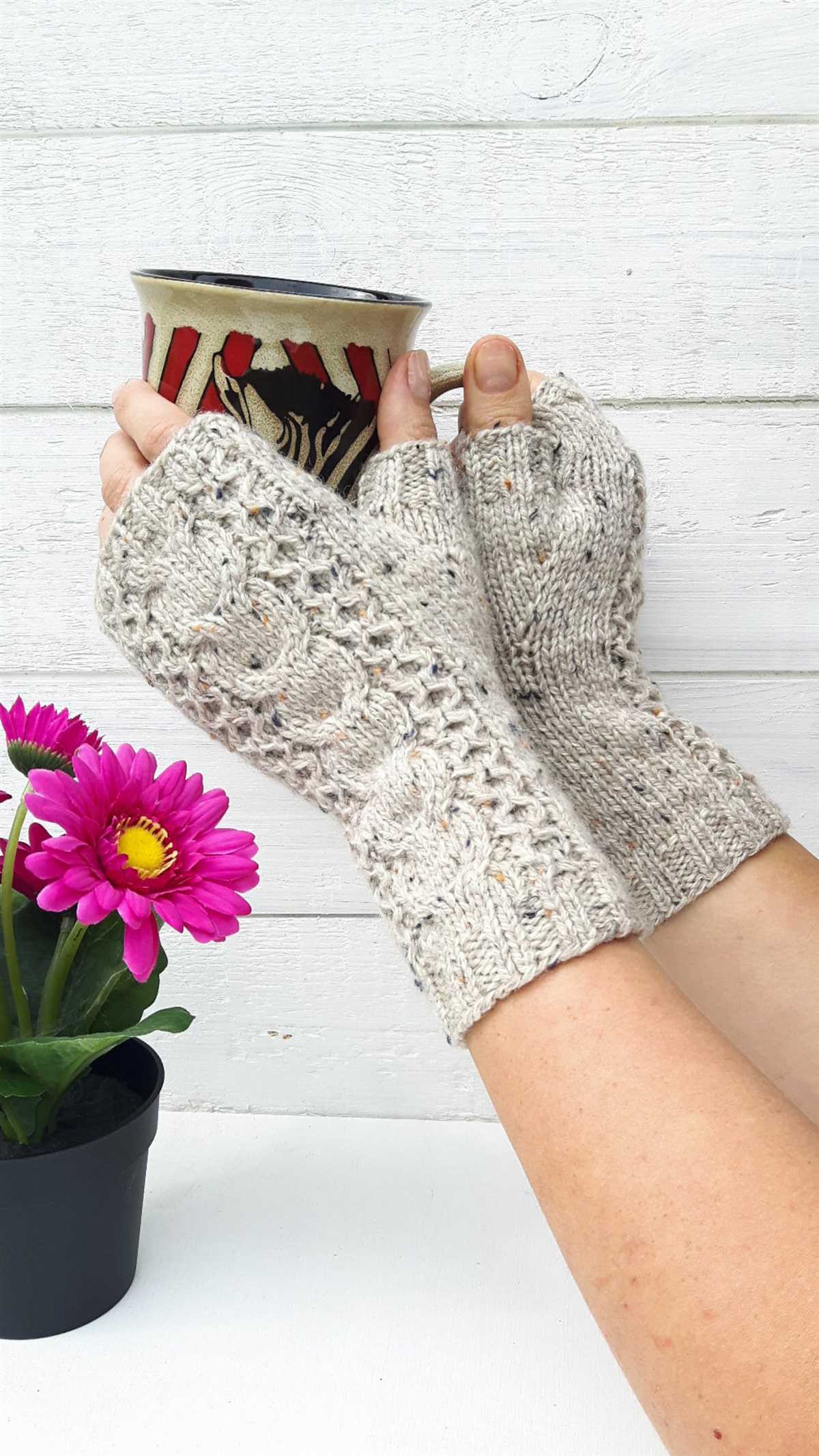 Easy fingerless gloves knitting pattern circular needles