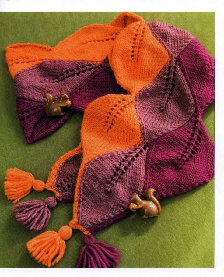 Falling leaves scarf knitting pattern