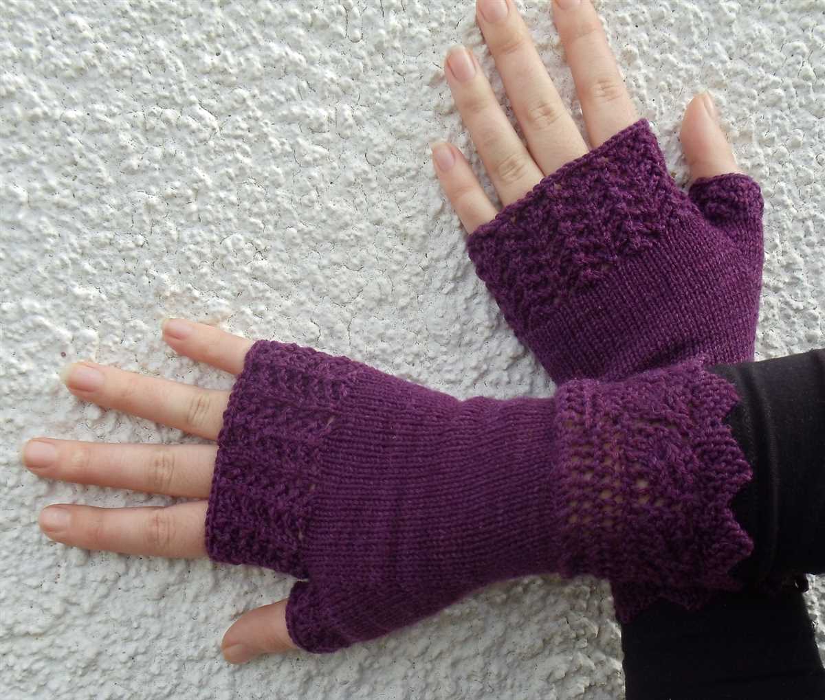 Fingerless gloves pattern knit