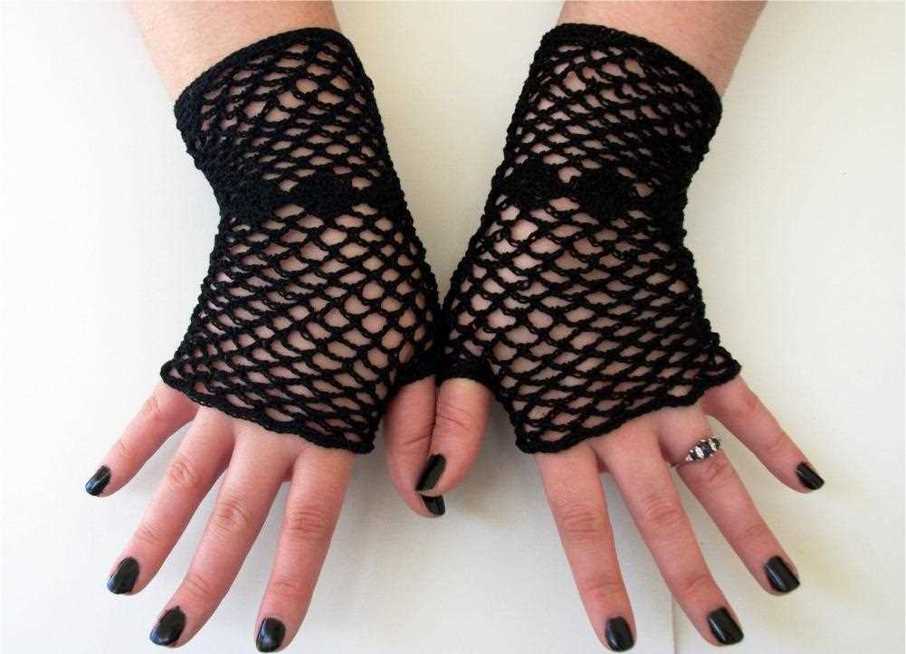 Fingerless gloves patterns free for knitting