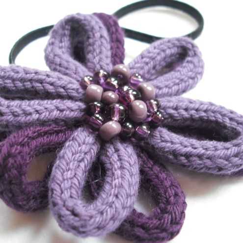 Flower knitted headband pattern