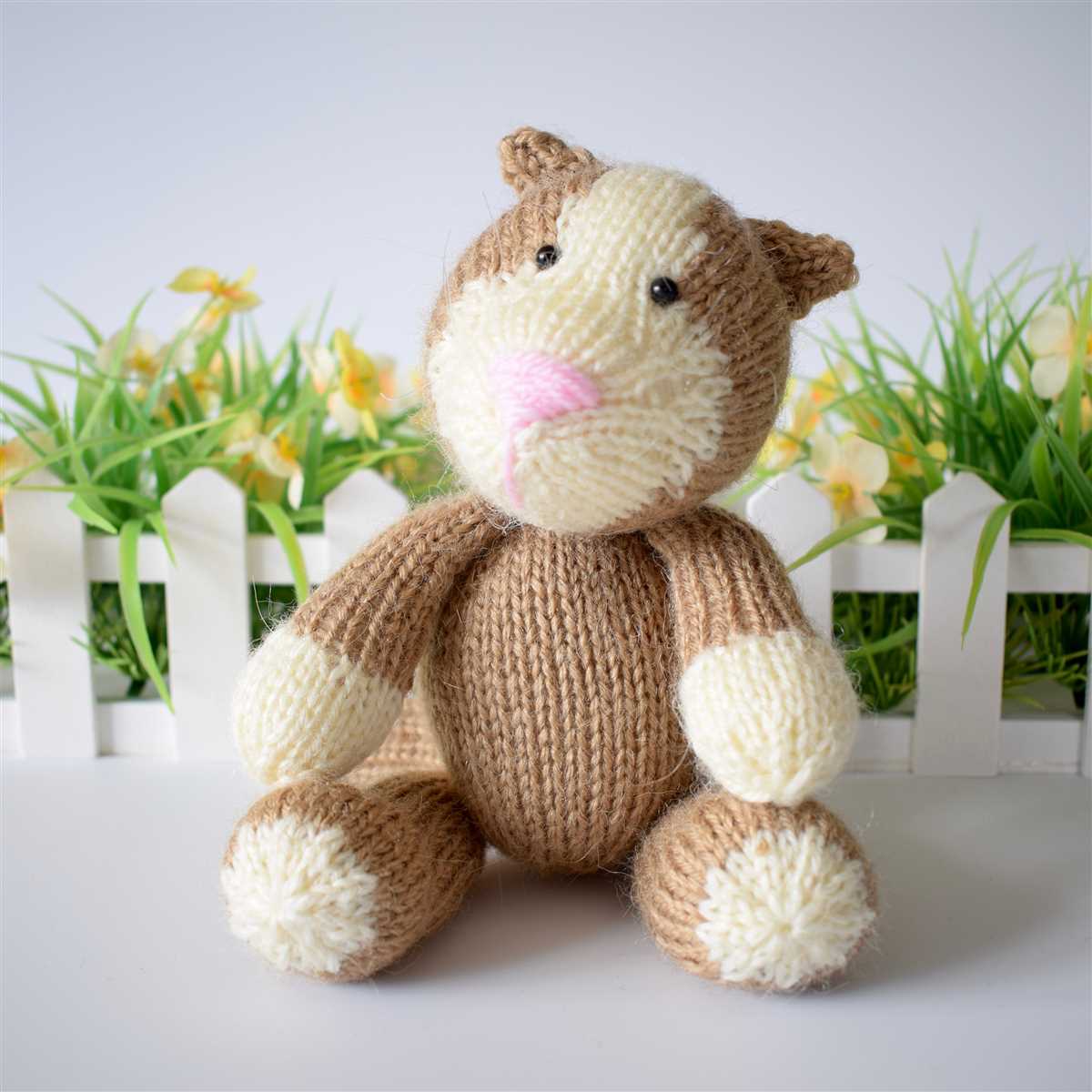 Free cuddly toy knitting patterns