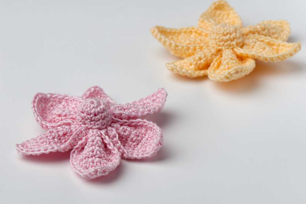 Free knitted flower patterns