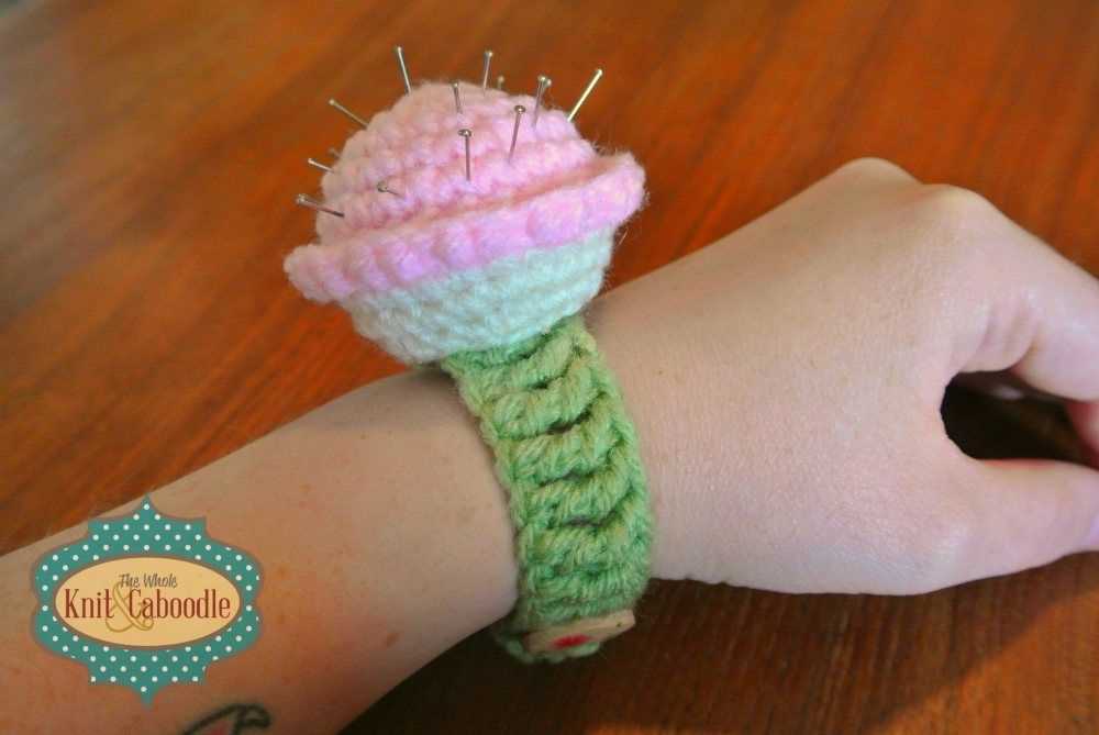Free knitted pincushion patterns to download