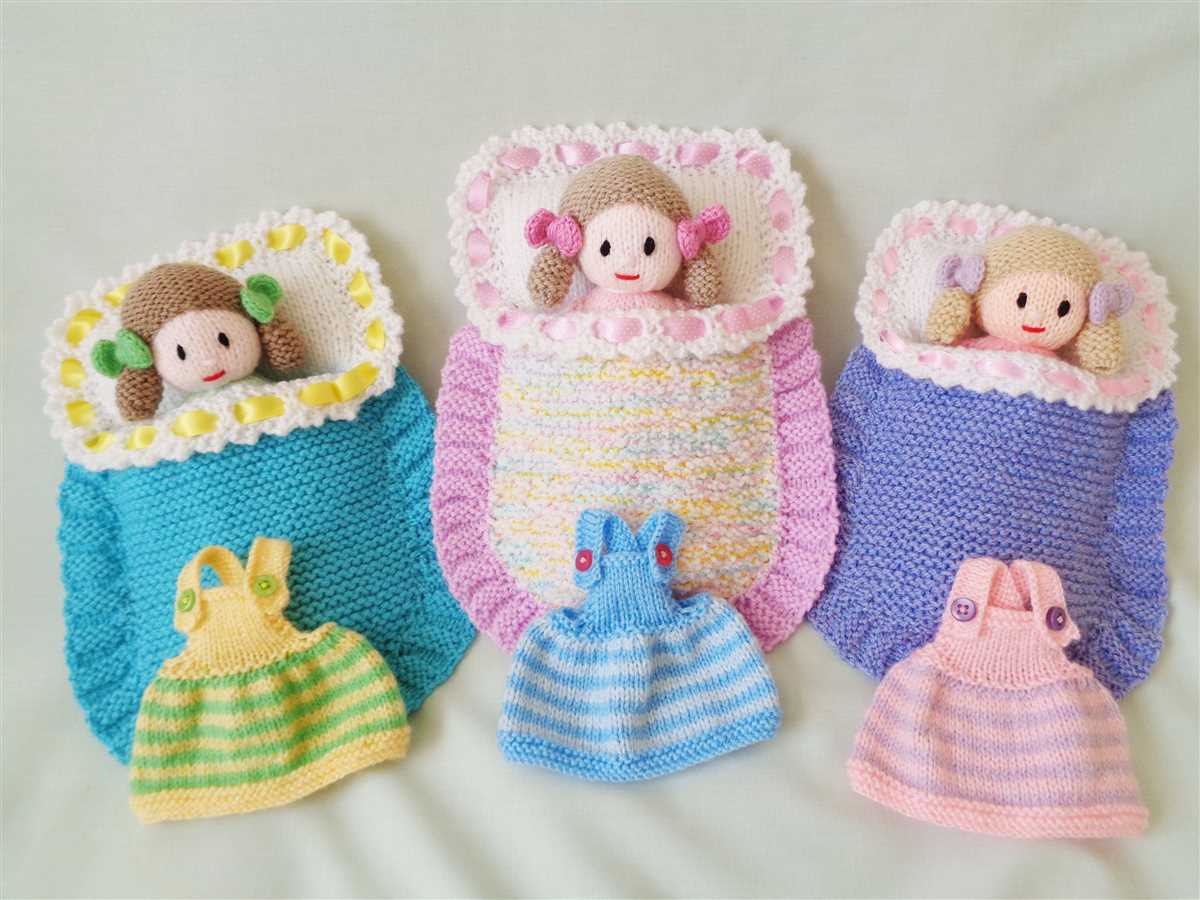 Free knitting patterns for tiny dolls