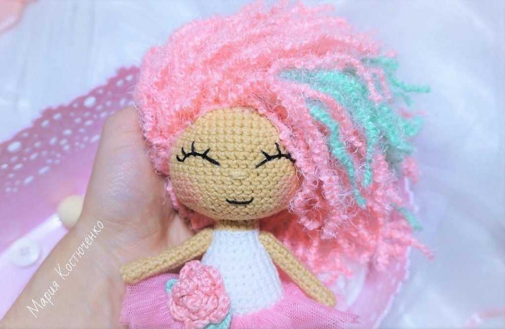 Free knitting patterns for tiny dolls